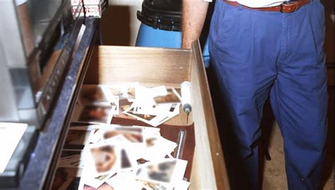 jeffrey dahmer.polaroids|34 Photos Taken Inside Jeffrey Dahmer’s Apartment